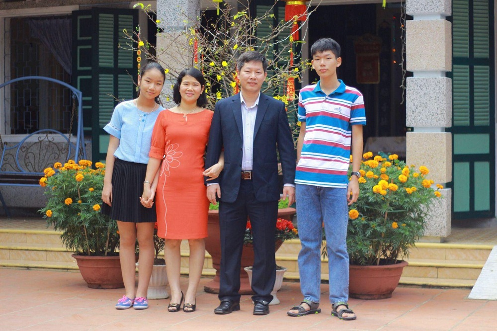 Nguyễn Phi Bửu - Quảng Ngãi - Du học sinh Mỹ cùng gia đình - Ảnh: Trung tâm tư vấn du học EduPath