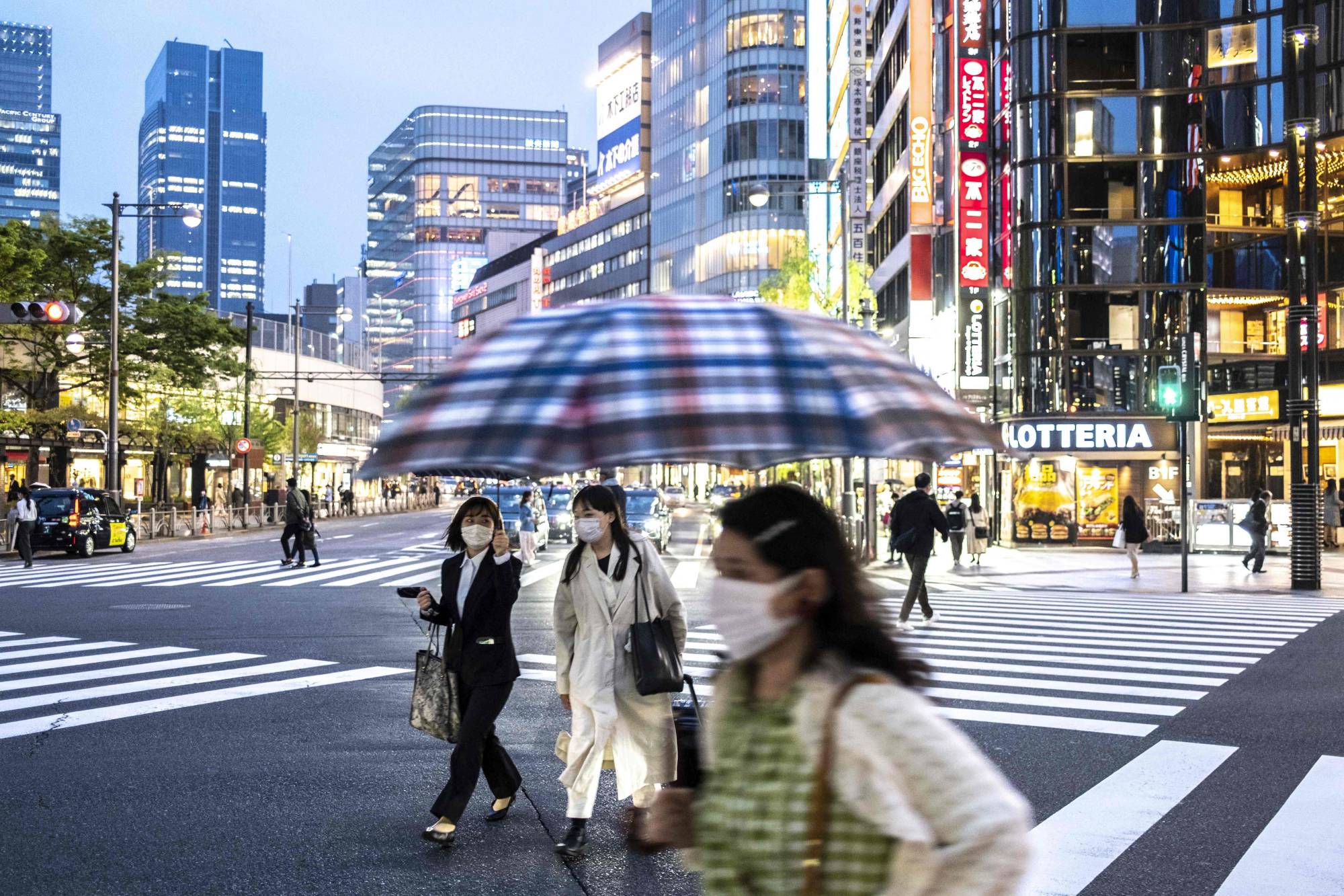 Thành phố Tokyo của Nhật Bản xếp thứ 5 trong danh sách top 10 thành phố đắt đỏ nhất thế giới năm 2022 - Ảnh: JiJi/AFP