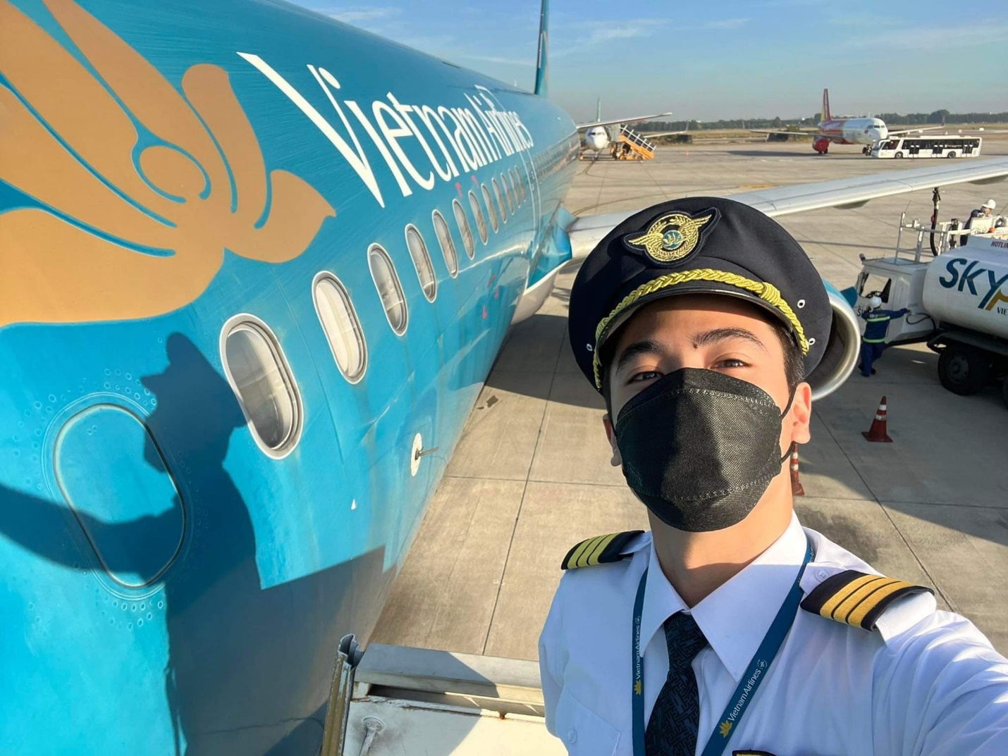 Đào Tuấn Hưng - Cơ phó của Vietnam Airlines - Ảnh: VAS