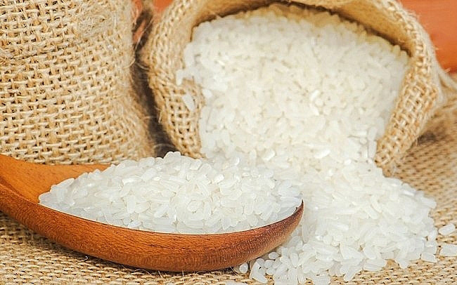 Nghịch lý giá gạo xuất khẩu