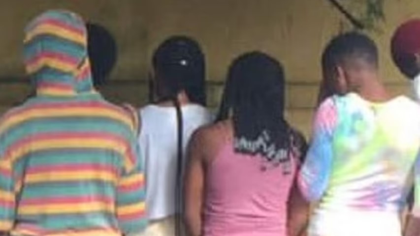 Những cô gái trẻ được giải cứu khỏi một băng nhóm chuyên ép làm nghề mại dâm và mang bán trẻ sơ sinh