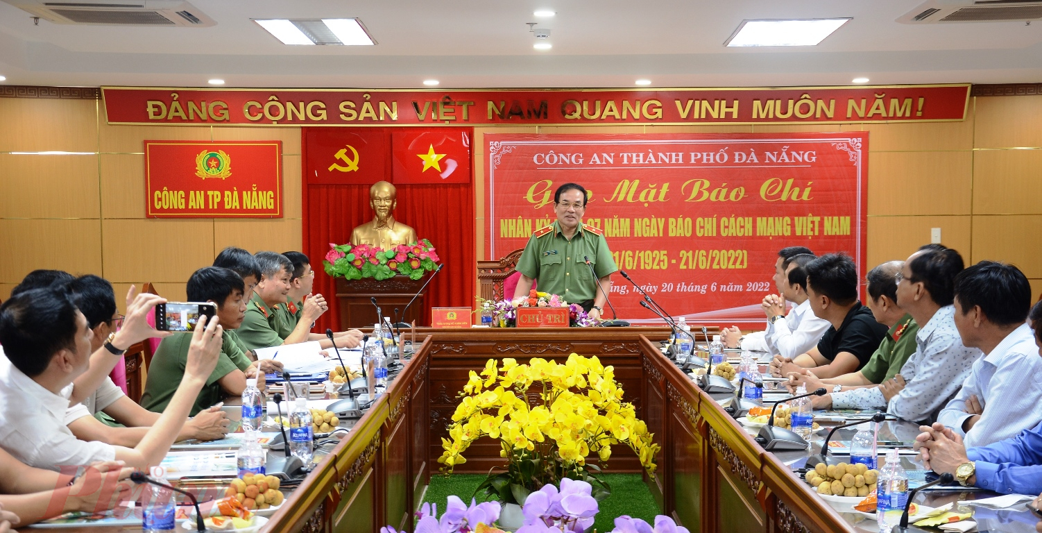 Tướng Vũ Xuân Viên chia sẻ thông tin về quá trình điều tra việc mua sắm kit test Việt Á tại Đà Nẵng