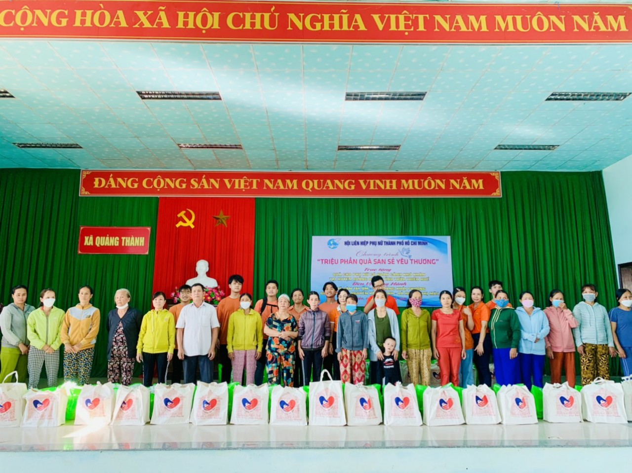 Những phần quà san sẻ yêu thương đến với hội viên, phụ nữ khó khăn tại tỉnh Thừa Thiên Huế