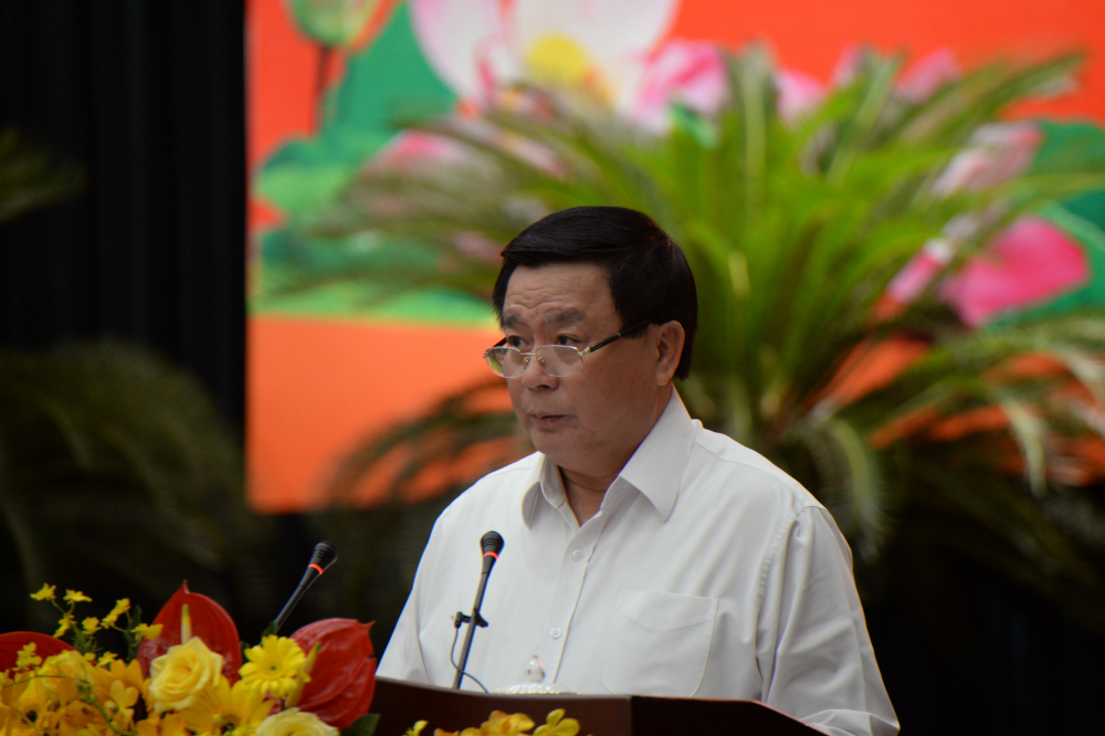 Chủ tịch Hội đồng Lý luận Trung ương, Giám đốc Học viện Chính trị Quốc gia Hồ Chí Minh Nguyễn Xuân Thắng c