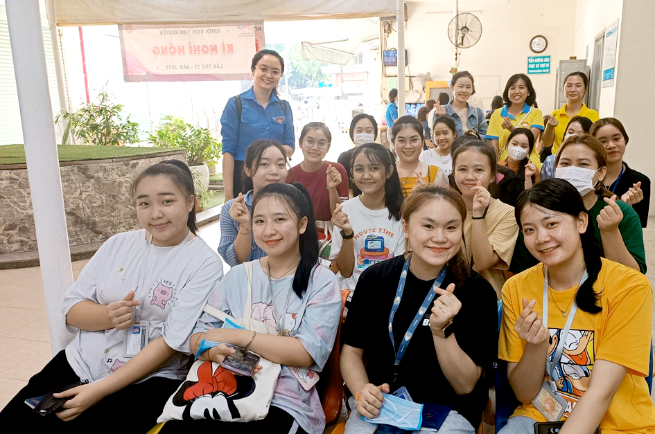 Hội LHPN Q.3, TP.HCM phối hợp tổ chức khám sức khỏe cho nữ sinh viên Lào, Campuchia