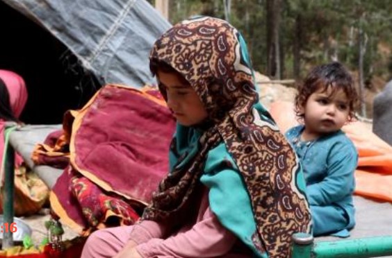 Những người sống sót sau trận động đất ở Afghanistan kêu gọi hỗ trợ 