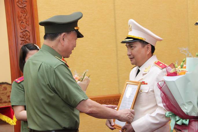 thiếu tướng Nguyễn Sỹ Quang trong 1 lần được thăng quân hàm. Ảnh tư liệu.