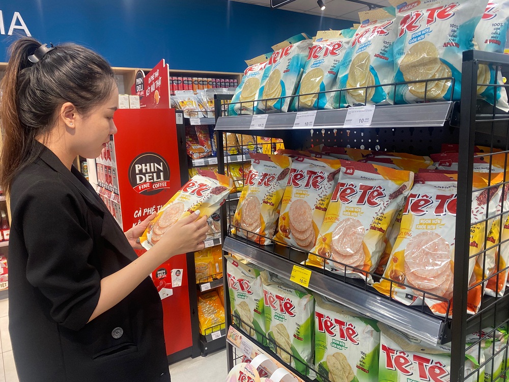 Thương hiệu bánh gạo Tê Tê đã được xuất khẩu sang Nhật Bản, Đài Loan và đang có kế hoạch hướng đến những thị trường khó tính hơn như Mỹ, EU - Ảnh: Diệp Bình