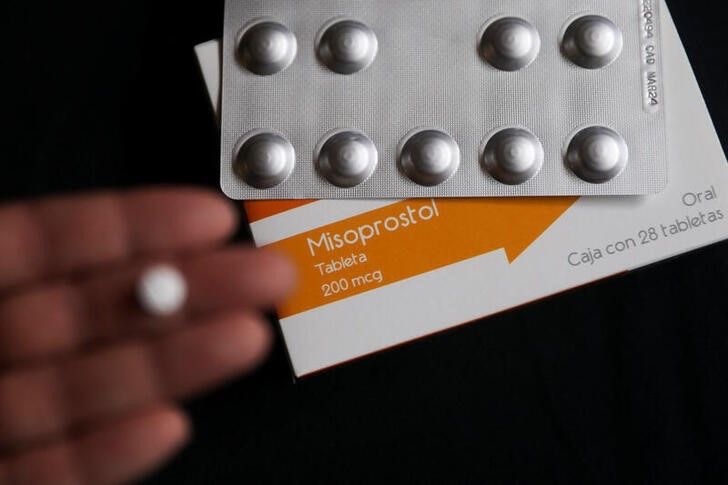 Có hàng trăm liều thuốc phá thai được chuyển lậu từ Mexico vào Mỹ mỗi ngày
