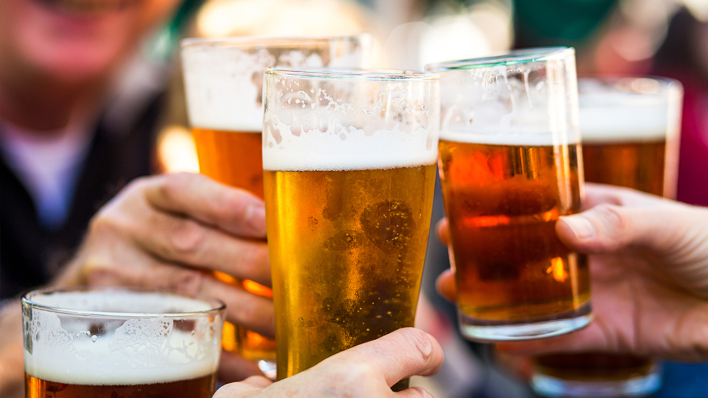 Uống 2-3 ly bia mỗi tuần cũng có thể dẫn đến các bệnh Alzheimer và Parkinson