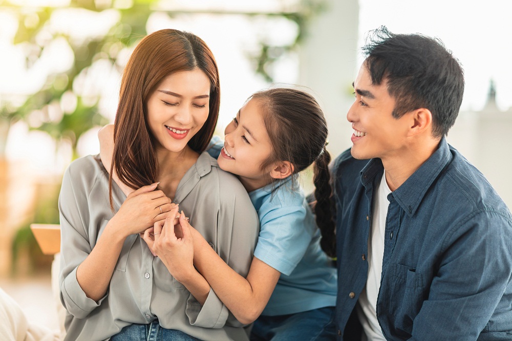 Chính sự viên mãn từ người phụ nữ sẽ lan truyền năng lượng tích cực đến mọi thành viên trong gia đình. Ảnh: Shutterstock