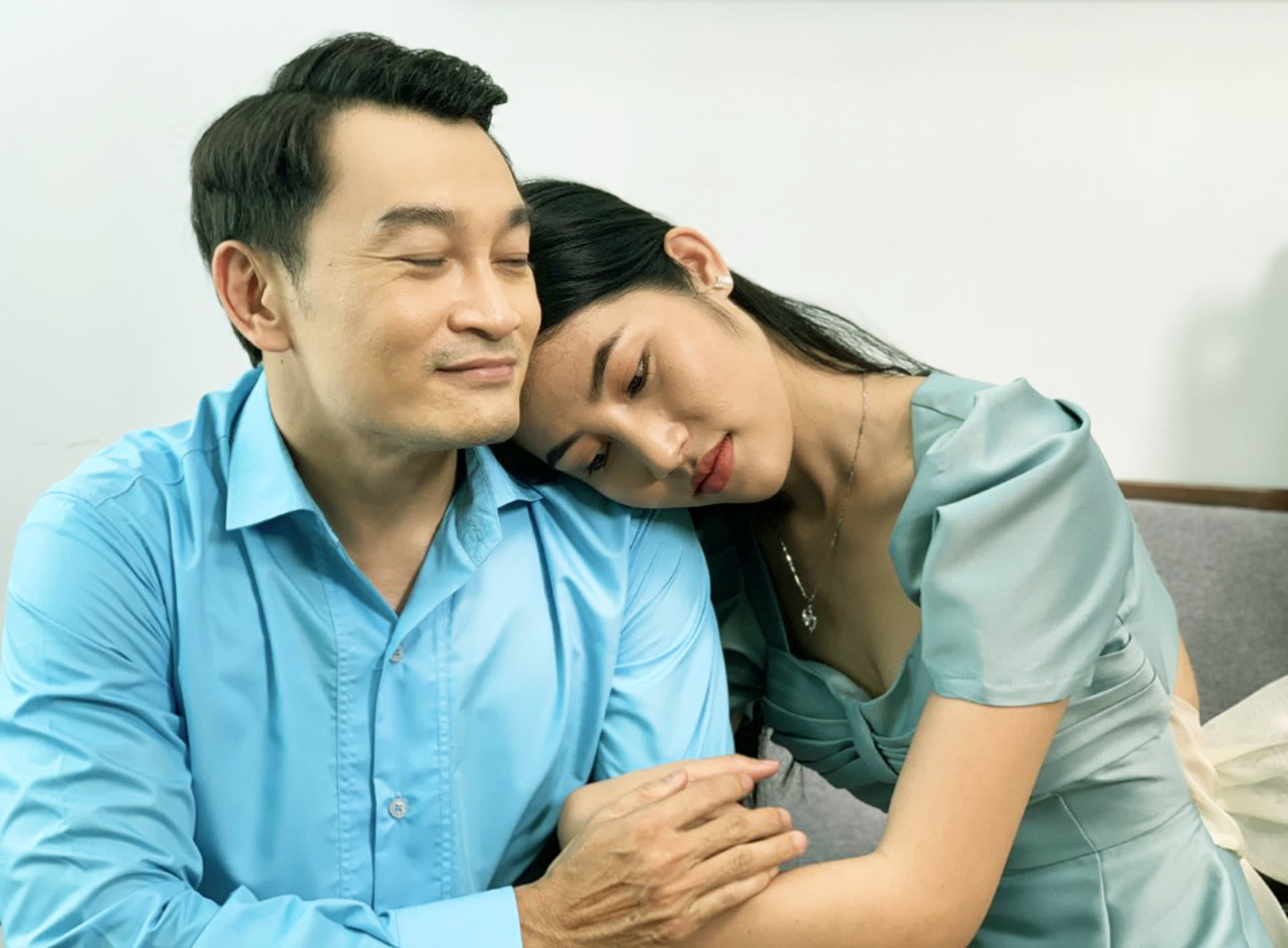 Mối tình giữa “người thứ ba” Thiên Thư (diễn viên Chu Anh) và Thiếu Phong (NSƯT Trương Minh Quốc Thái) là một trong những tuyến truyện chính và kịch tính của phim - ẢNH: SCTV14