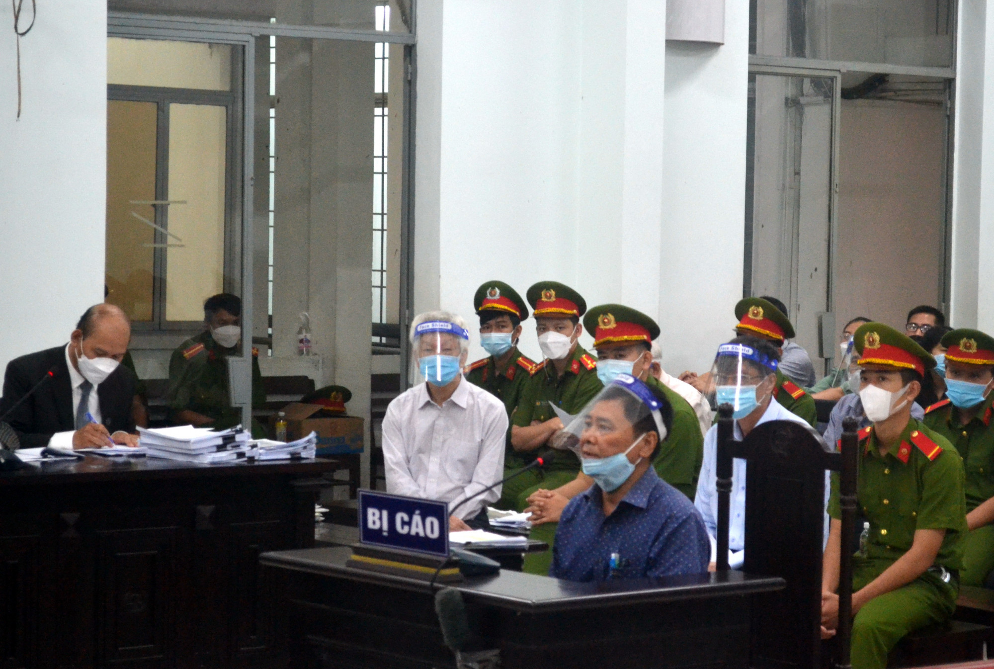 Ông Trần Văn Hùng - cựu Chi cục trưởng Chi cục quản lý đất đai tại phiên tòa sơ thẩm hồi tháng 4/2022