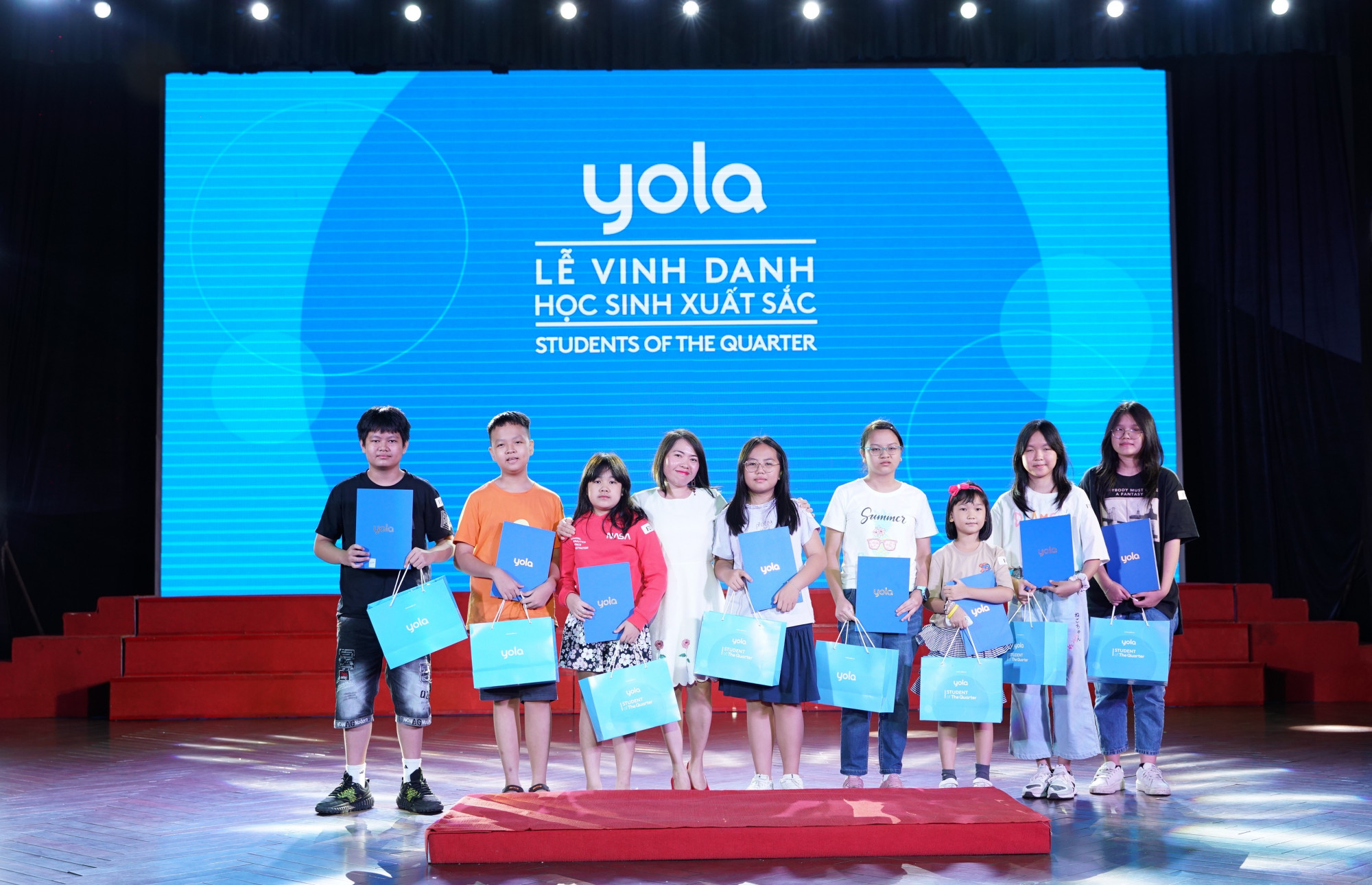 Các học viên xuất sắc hằng quý được Yola vinh danh nhằm ghi nhận những nỗ lực của của các em - Ảnh: Yola