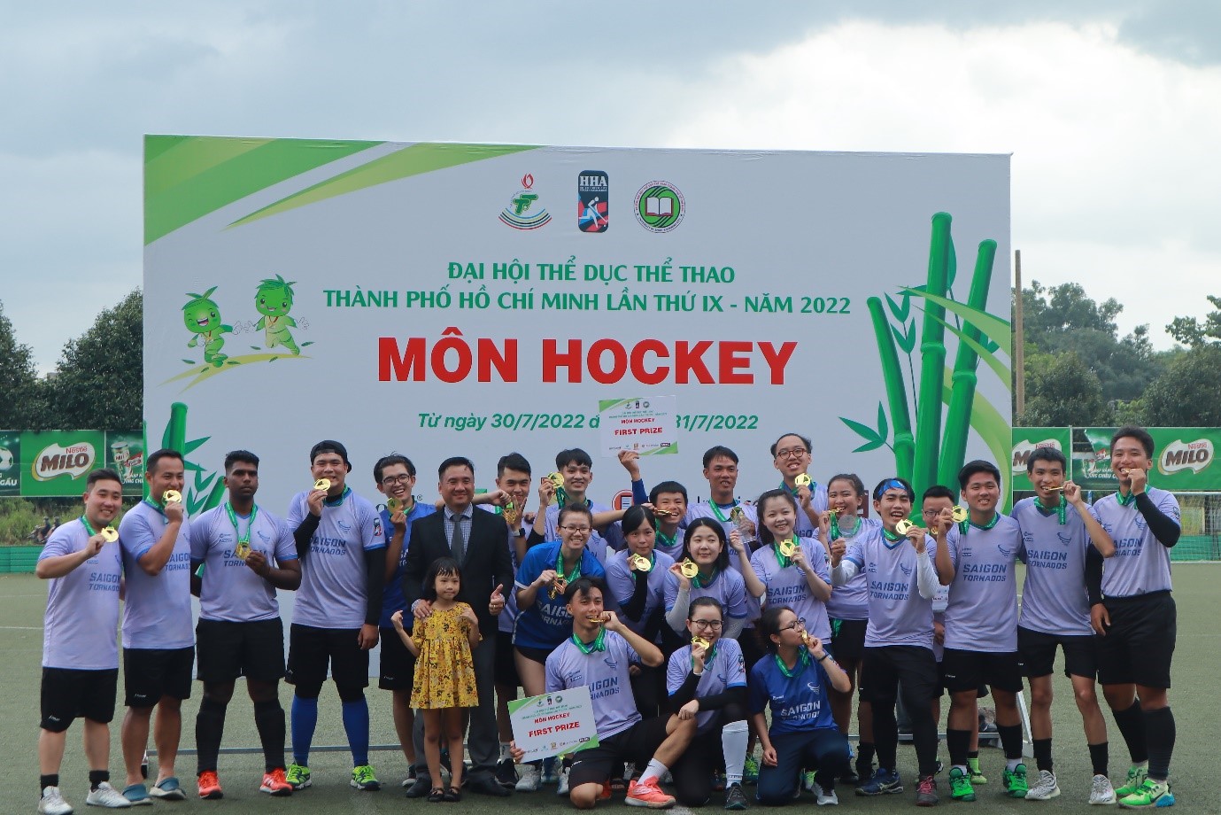 Sau các trận đấu vòng tròn tính điểm, huy chương vàng hockey mix nam nữ đã thuộc về đội Saigon Tornados. Ảnh: Quốc Ngọc