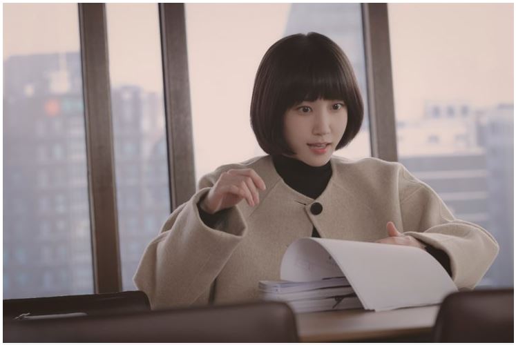 Park Eun Bin vụt sáng nhờ Nữ luật sư kỳ lạ Woo Young Woo.