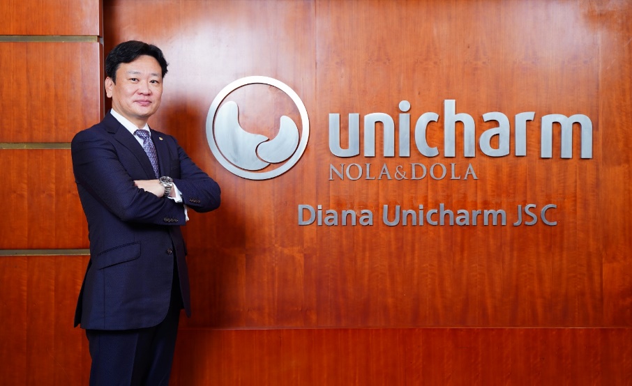 Ông Takahiro Okada -Tân Tổng giám đốc Diana Unicharm