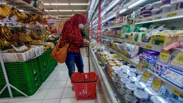 Việc giá cả các mặt hàng tăng mạnh có thể khiến người dân ở Đông Nam Á gặp khó khăn và đối mặt nguy cơ mất an ninh lương thực.