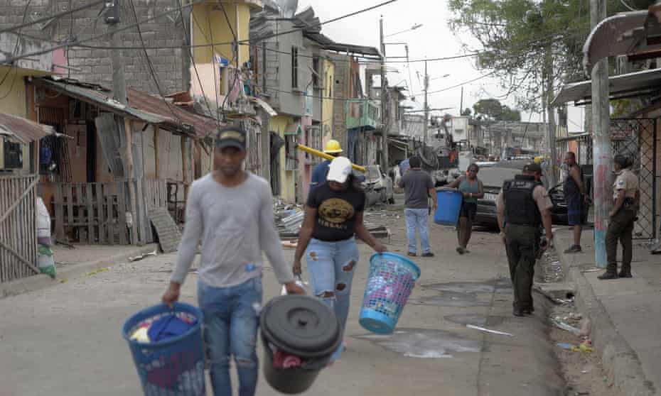 Ecuador ban bố tình trạng khẩn cấp trong bối cảnh đánh bom tràn lan