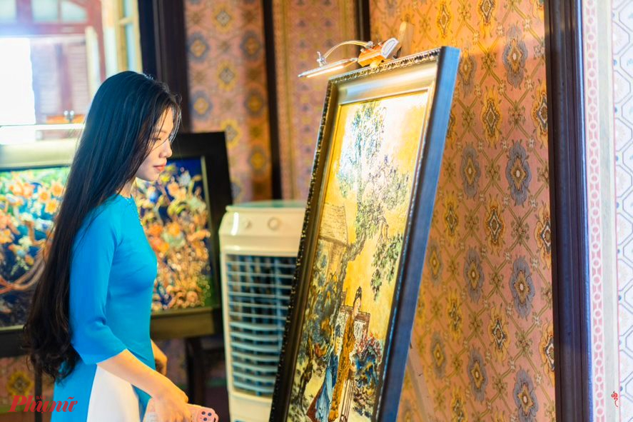 Triển lãm truyện Kiều trên tranh Pháp Lam vừa diễn ra tại Cung An Định trong Festival Huế 2022