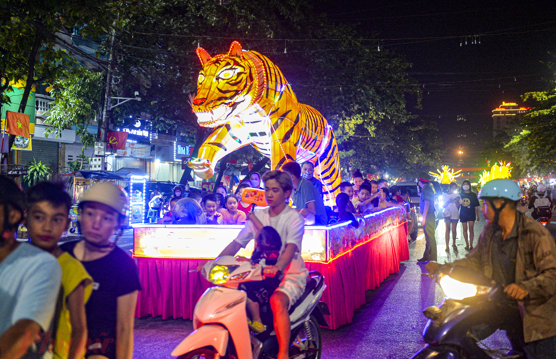 Lễ hội Thành Tuyên đã được sách Kỷ lục Guiness Việt Nam xác nhận là lễ hội có nhiều mô hình đèn trung thu độc đáo, lớn nhất Việt Nam. Trong nhiều năm qua, Lễ hội Thành Tuyên đã thực sự trở thành một sản phẩm du lịch nổi tiếng, đặc sắc của Tuyên Quang, thu hút hàng vạn du khách trong nước và quốc tế mỗi năm.