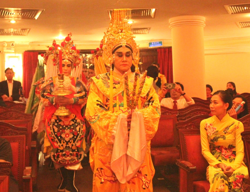 TPHCM tổ chức kỷ niệm Ngày Sân khấu Việt Nam và giỗ Tổ sân khấu với đầy đủ nghi thức trang trọng.