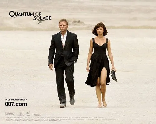 Bond Girl thứ 22 trong Quantum of Solace (năm 2008) là kiều nữ Olga Kurylenko người Pháp gốc Ukraina