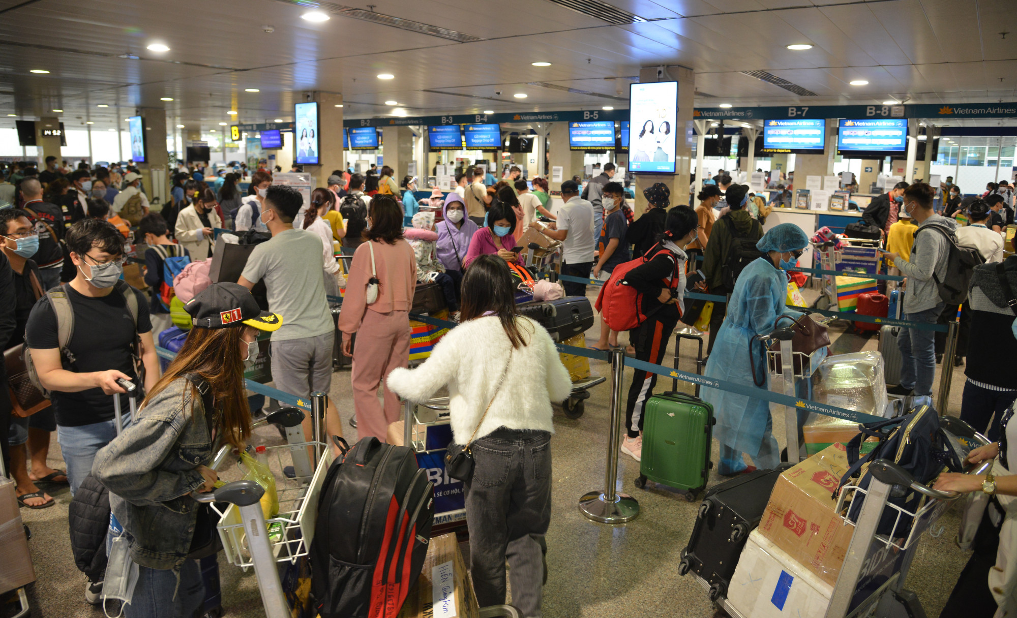 Dự án xây dựng Nhà ga hành khách T3 sẽ giải quyết tình trạng đông đúc, quá tải của sân bay Tân Sơn Nhất. Ảnh: Nhật Linh.