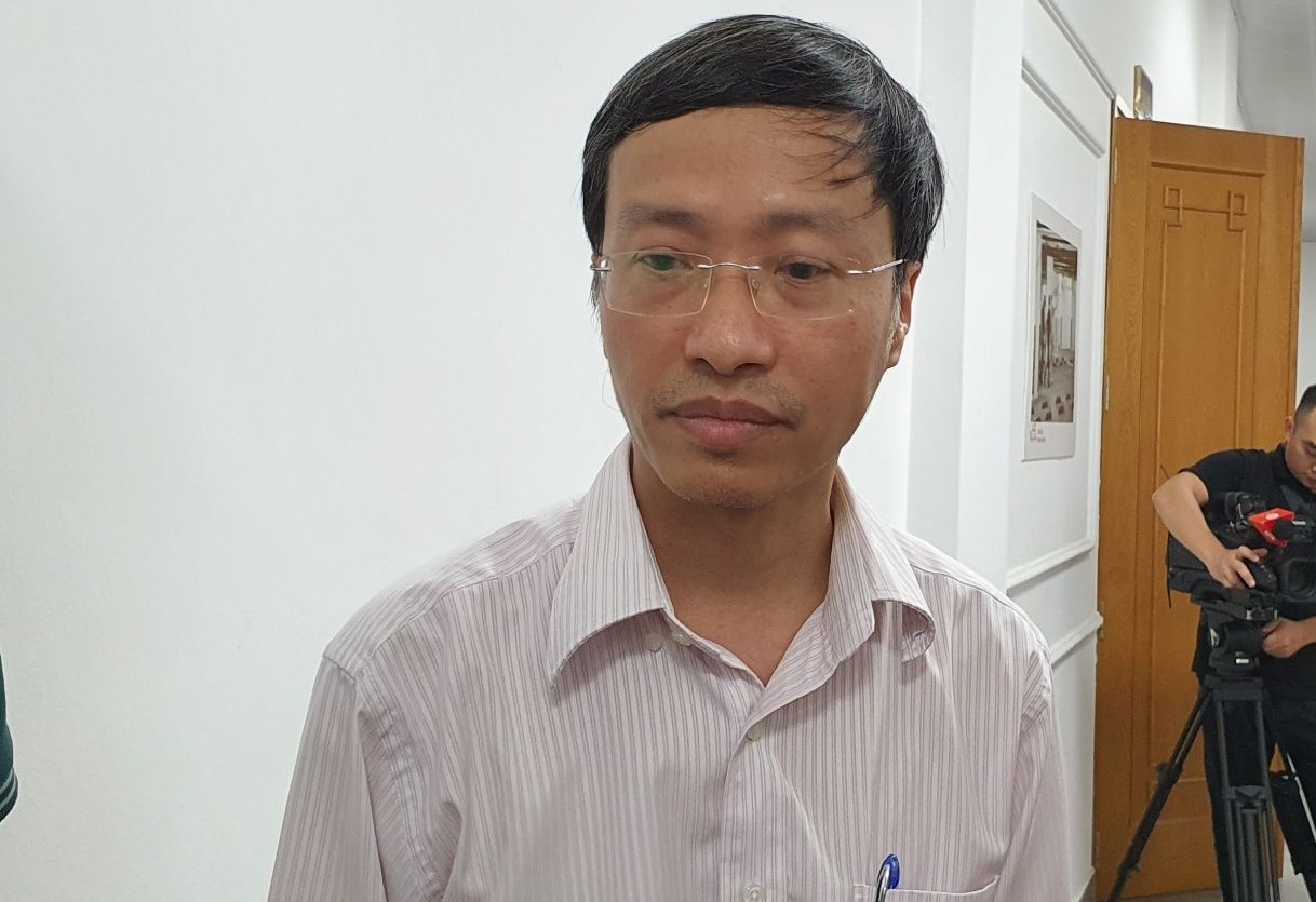 Cục trưởng Cục Y tế dự phòng Phan Trọng Lân trả lời báo chí chiều 3/10 sau khi Việt Nam phát hiện ca mắc đậu mùa khỉ đầu tiên
