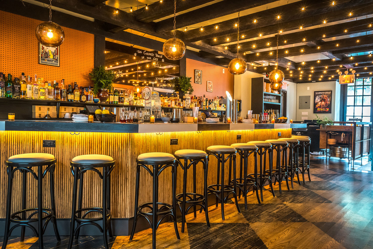 Katana Kitten, New York. New York là thành phố có nhiều quán bar nhất trong top 50. Katana Kitchen, vị trí thứ 9, là một trong sáu quán bar của New York trong danh sách.
