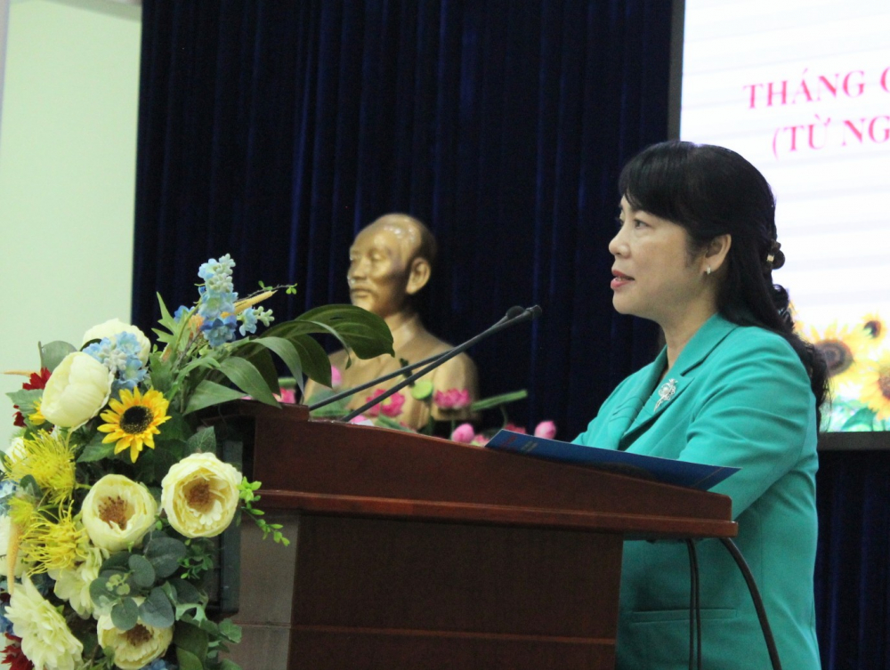 Chủ tịch Ủy ban MTTQ Việt Nam TPHCM Trần Kim Yến phát động Tháng cao điểm Vì người nghèo năm 2022.