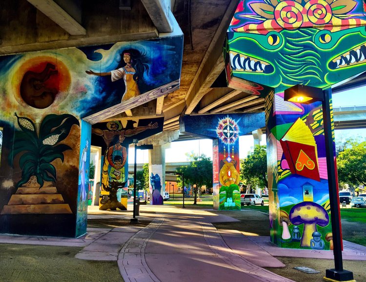 Barrio Logan, San Diego, Mỹ: Tâm điểm của khu phố ở California này là Công viên Chicano (ảnh), nơi ngập tràn những bức tranh tường đầy màu sắc.