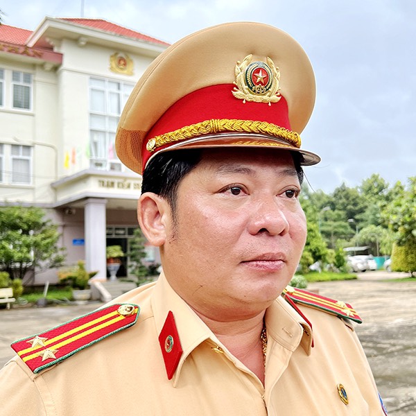 Trung tá Lê Ánh Dương, Trạm trưởng Trạm Cảnh sát giao thông Suối Tre (Phòng Cảnh sát giao thông Công an tỉnh) vừa được điều động về công tác ở Phòng Cảnh sát cơ động Công an tỉnh.