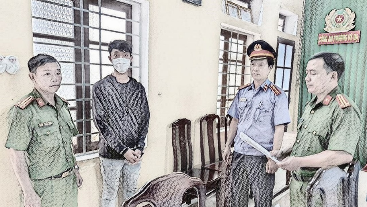 Cơ quan chức năng đọc quyết định khởi tố bị can, bắt tạm giam Nguyễn Bá Thắng. Ảnh K.T