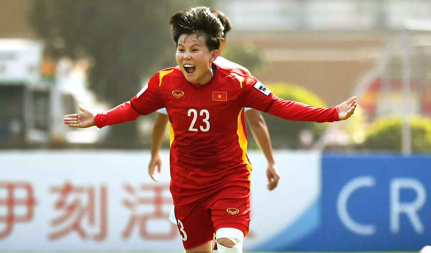 Nguyễn Thị Bích Thùy ăn mừng sau khi ghi bàn thắng quyết định trước đội tuyển Đài Bắc Trung Hoa - ẢNH: FIFA