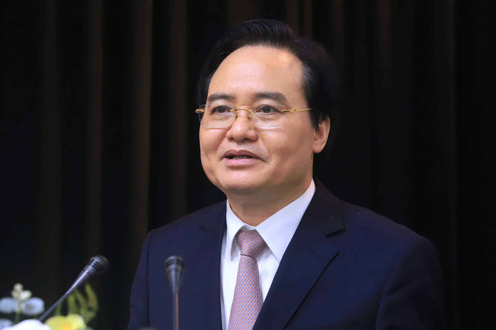 Ban Bí thư quyết định thi hành kỷ luật cảnh cáo Ban cán sự đảng Bộ Giáo dục và Đào tạo nhiệm kỳ 2016 - 2021 và ông Phùng Xuân Nhạ.