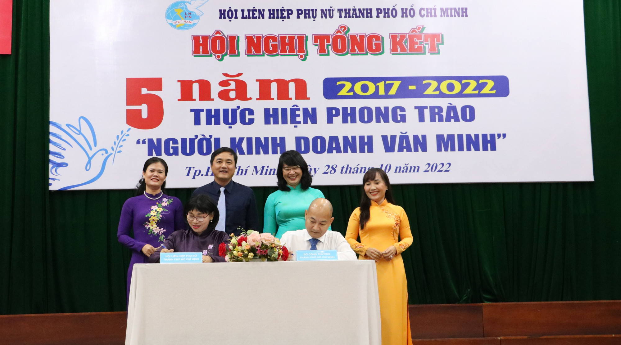Hội LHPN TPHCM và Sở công thương ký kết chương trình phối hợp 5 năm thực hiện 