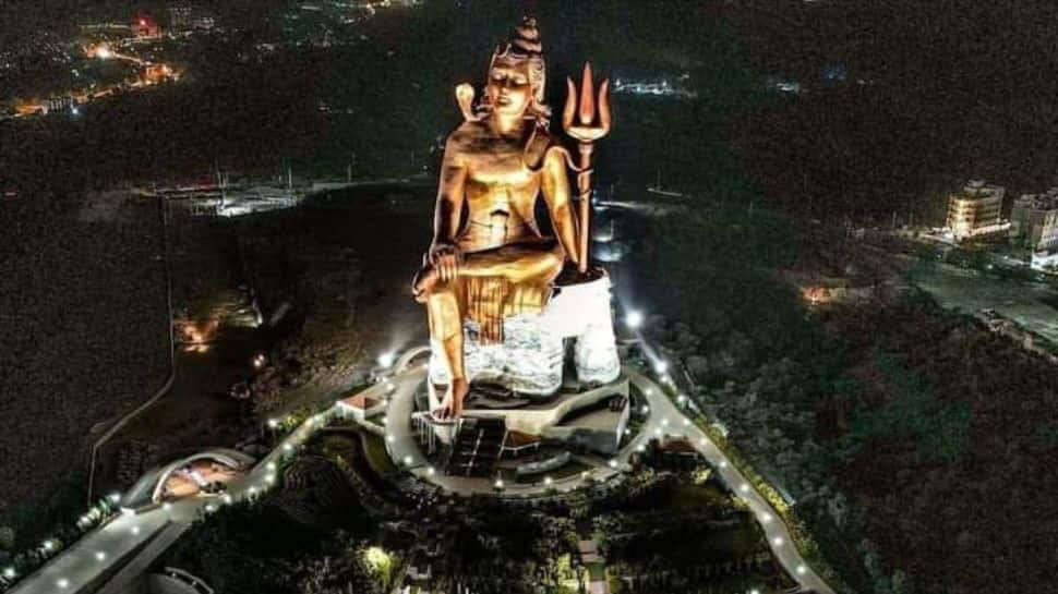 Bức tượng nữ thần Shiva cao 113 mét vừa được khánh thành - Ảnh: Prachi_Ras/Zee News