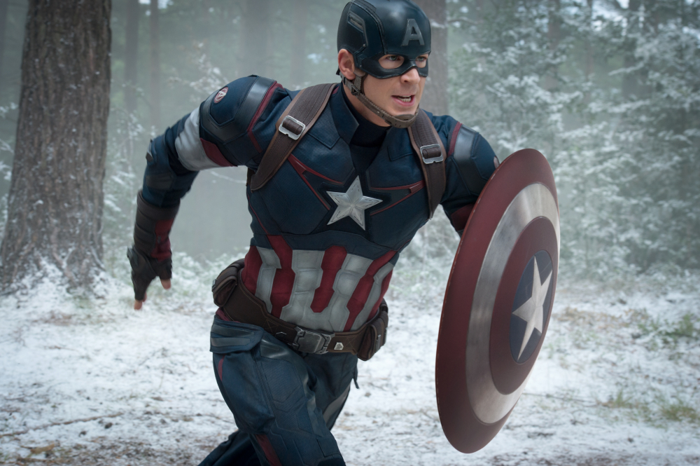 Suốt một thập kỷ, Chris Evans đã xuất hiện trong nhiều bộ phim của hãng Marvel và góp phần đem lại  sự thành công cho dòng phim siêu anh hùng