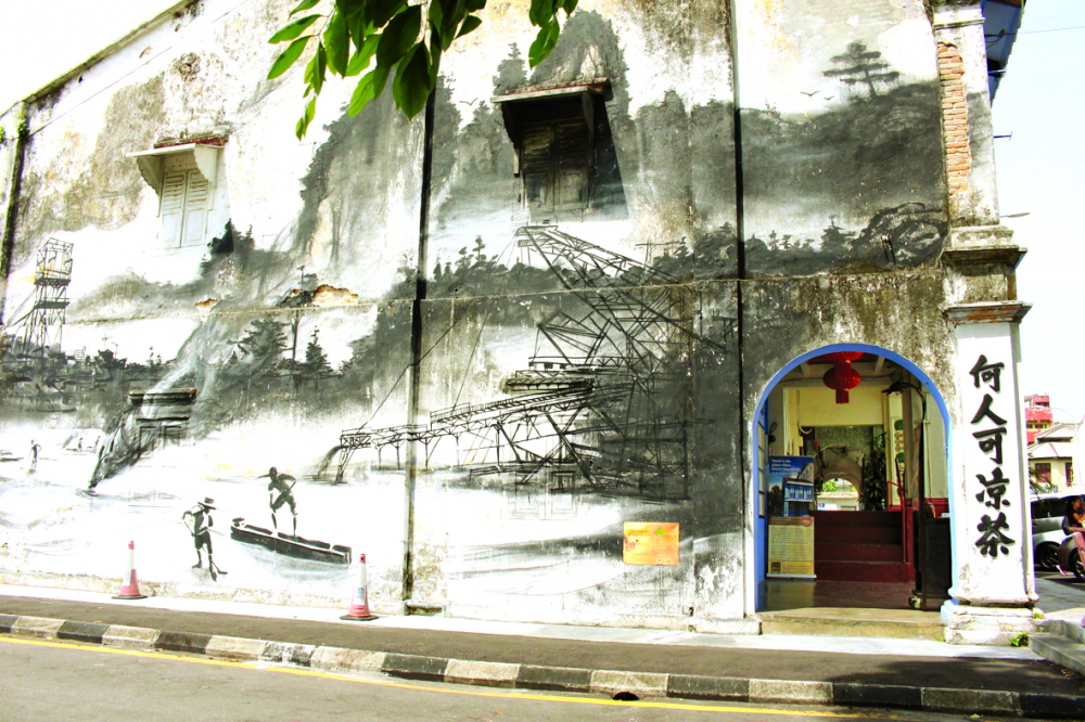 Những bức bích họa ở khu vực chợ Jalan