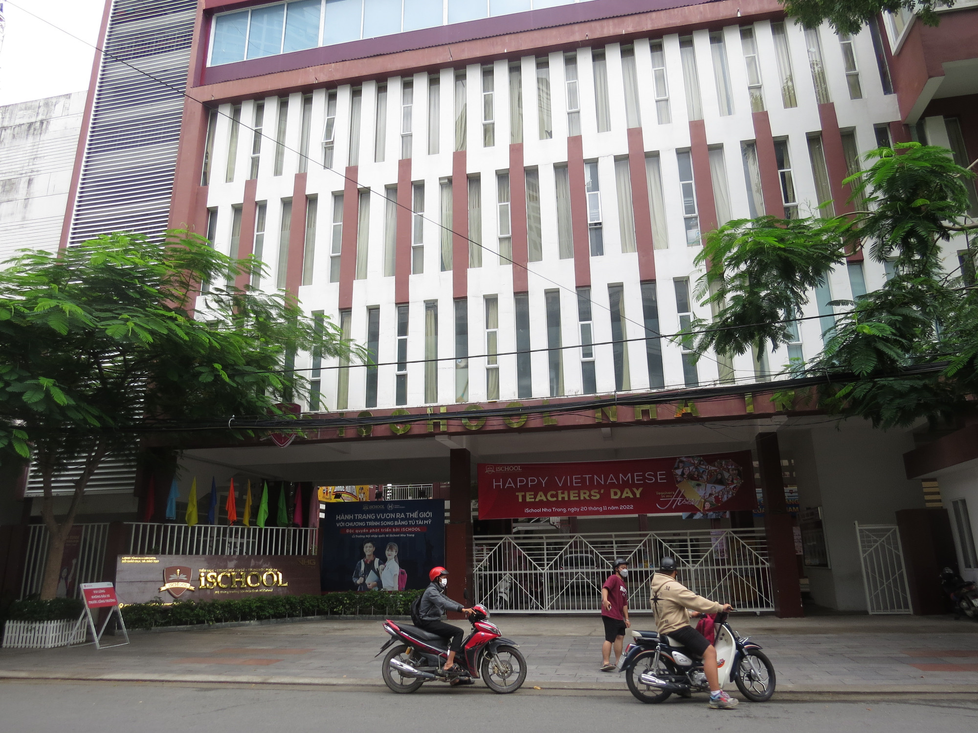 Trường iSchool Nha Trang thông báo sẽ tạm ngưng cung cấp dịch vụ bán trú từ ngày 21/11 cho đến khi có thông báo mới