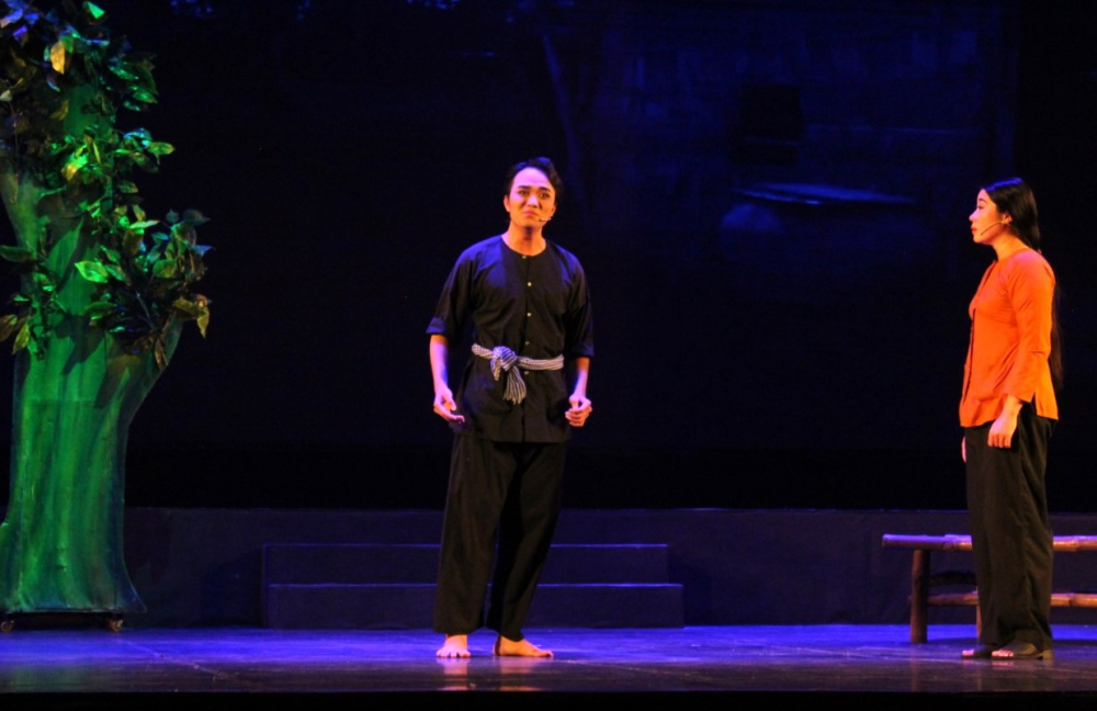 Với ngoại hình rất sáng sân khấu, Lâm Minh Nghiêm được đánh giá là một kép đẹp triển vọng trong tương lai gần.