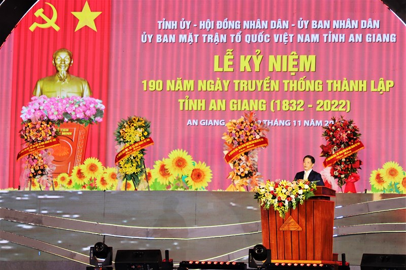 Ông Trần Tuấn Anh - Ủy viên Bộ Chính trị, Trưởng Ban Kinh tế Trung ương phát biểu