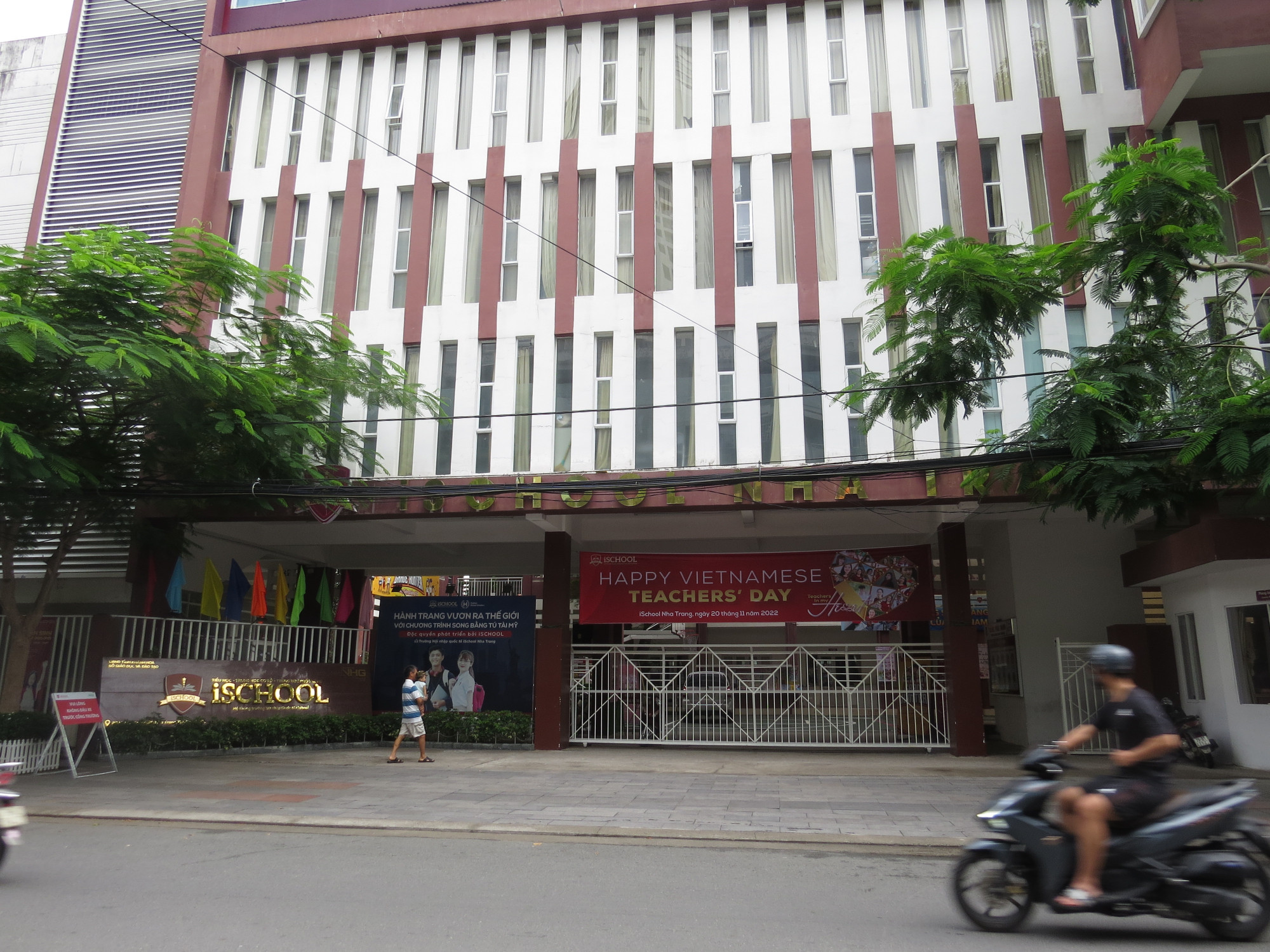 Trường iSchool Nha Trang đã có thư xin lỗi và cam kết sau vụ ngộ độc thực phẩm