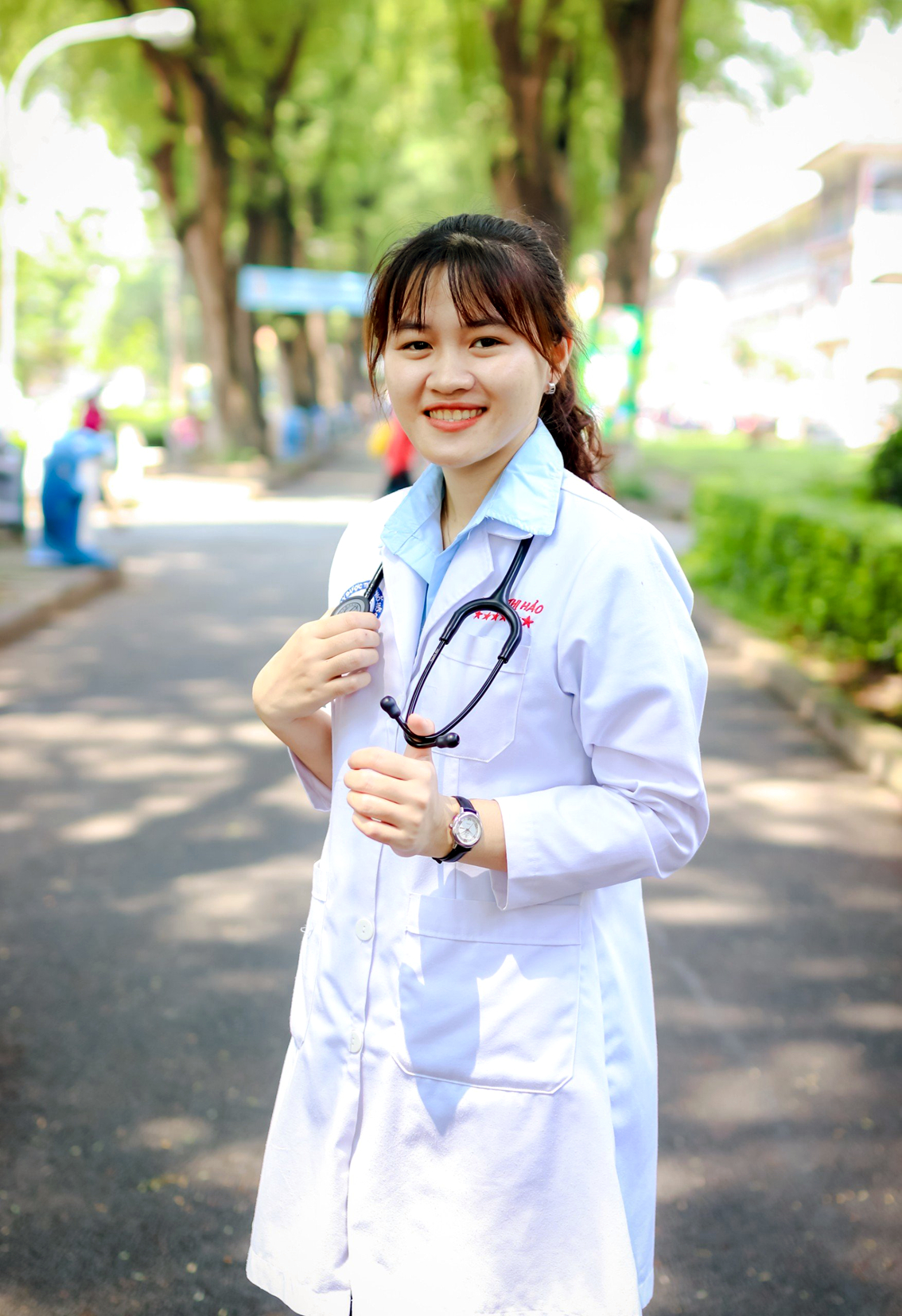 Nguyễn Thị Hảo tốt nghiệp ngành y loại xuất sắc
