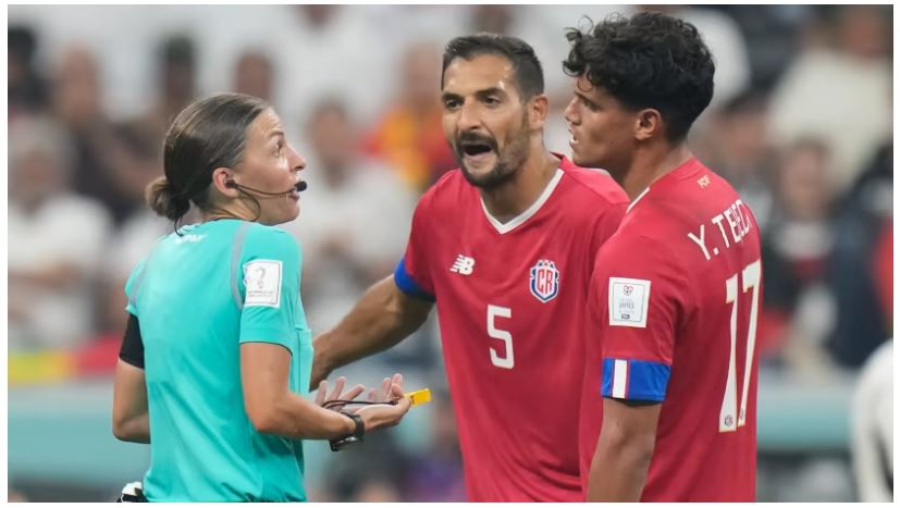 Trong trận đấu giữa Đức và Costa Rica, Stéphanie Frappart được đánh giá hoàn thành tốt nhiệm vụ khi có những tình huống thổi phạt khá chính xác. Không ít những pha tranh cãi giữa các cầu thủ của các đội tuyển được cô giải quyết khá tốt.