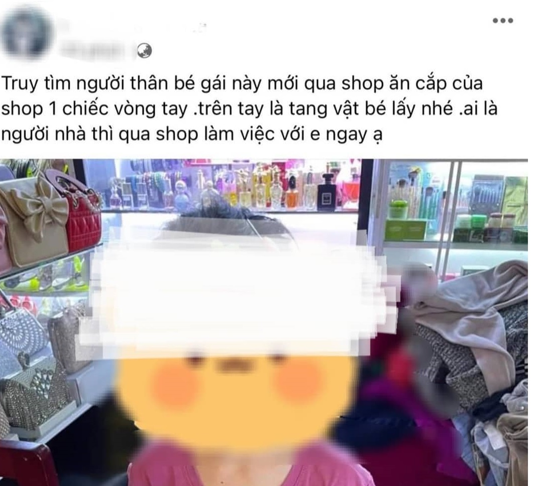 Bé gái 5 tuổi bị bêu lên mạng xã hội vì lấy chiếc vòng tay bằng cao su trị giá 10.000 đồng