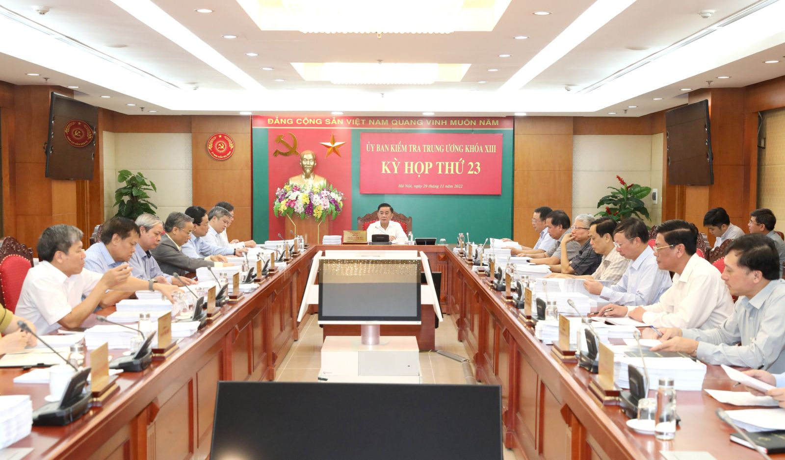 Trong các ngày 29 và 30/11/2022, tại Hà Nội, Ủy ban Kiểm tra Trung ương đã họp Kỳ thứ 23. 