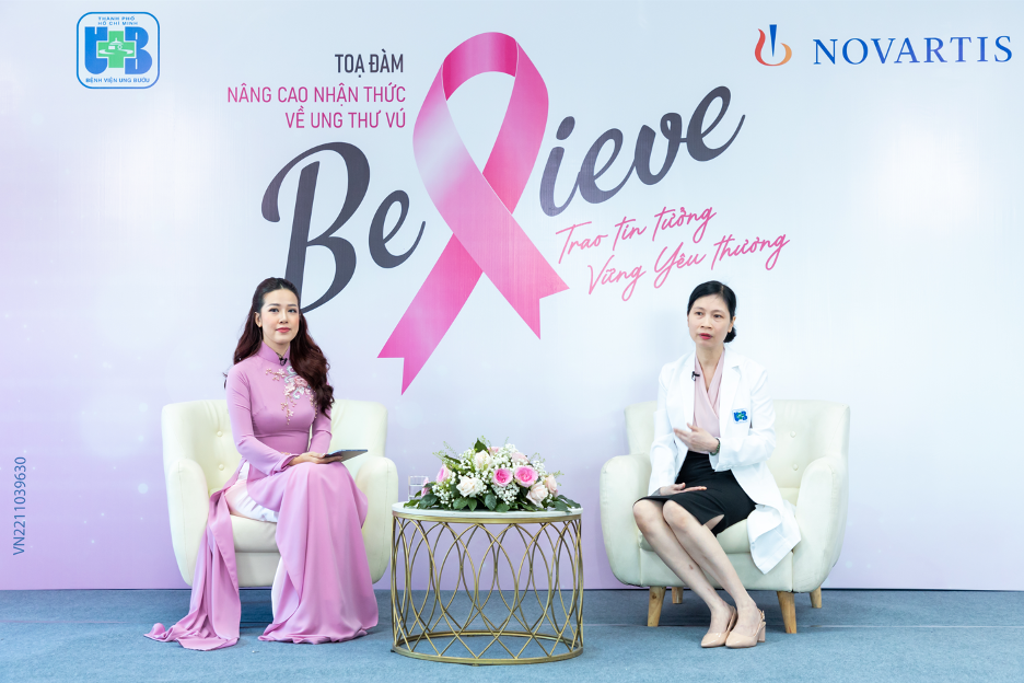 Tọa đàm kêu gọi cộng đồng chủ động tầm soát và nâng cao nhận thức bệnh ung thư vú - Ảnh: Novartis Việt Nam