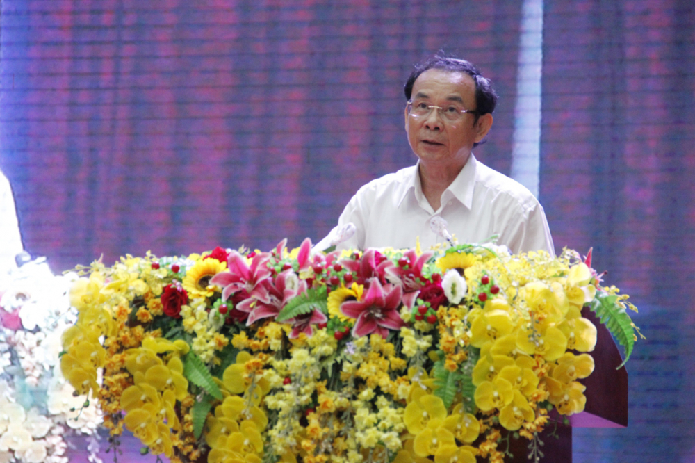 Bí thư Thành ủy TPHCM Nguyễn Văn Nên phát biểu tại điểm cầu TPHCM
